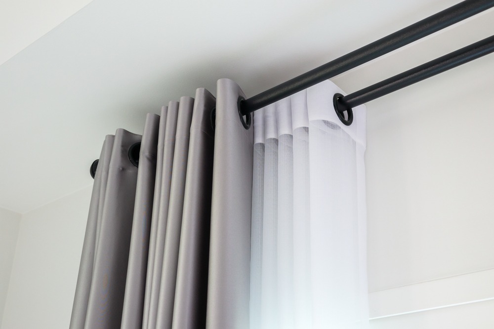 Need a Company that Offers Industrial Curtain Poles?